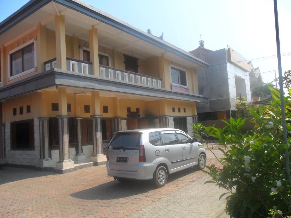 Hotel Sentral Pabean Buleleng Exterior foto