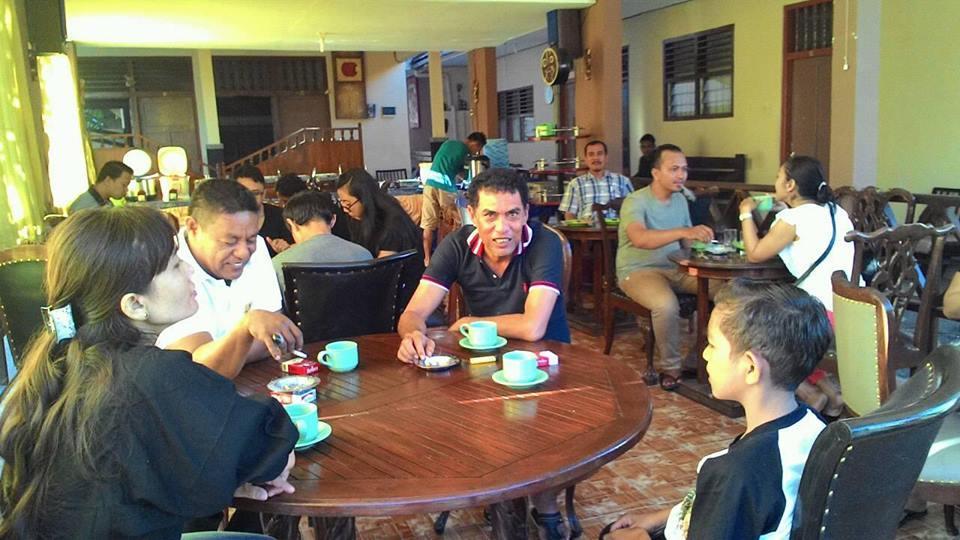 Hotel Sentral Pabean Buleleng Exterior foto